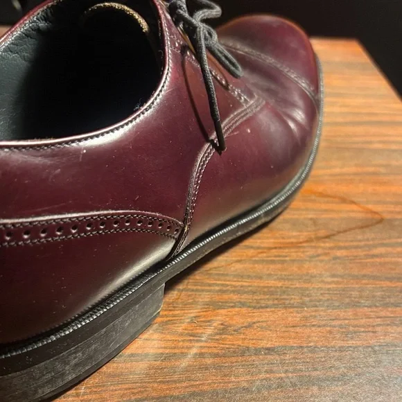 Bostonian Dark Burgundy Men's Oxfords - Picture 9 of 11